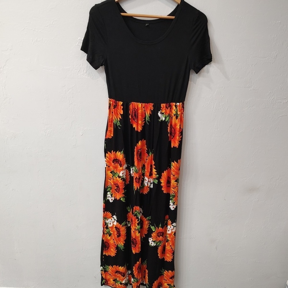 Sunflower Maxi Dress Sz Medium Black‎ Floral Short Sleeve Boho Summer Dress